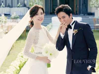 Momen-momen Bahagia Pernikahan Ji Sung dan Lee Bo Young